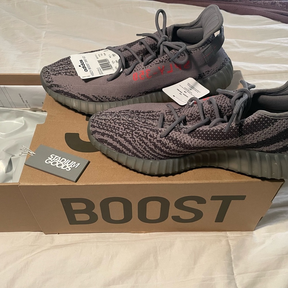 Yeezy Boost 350 V2